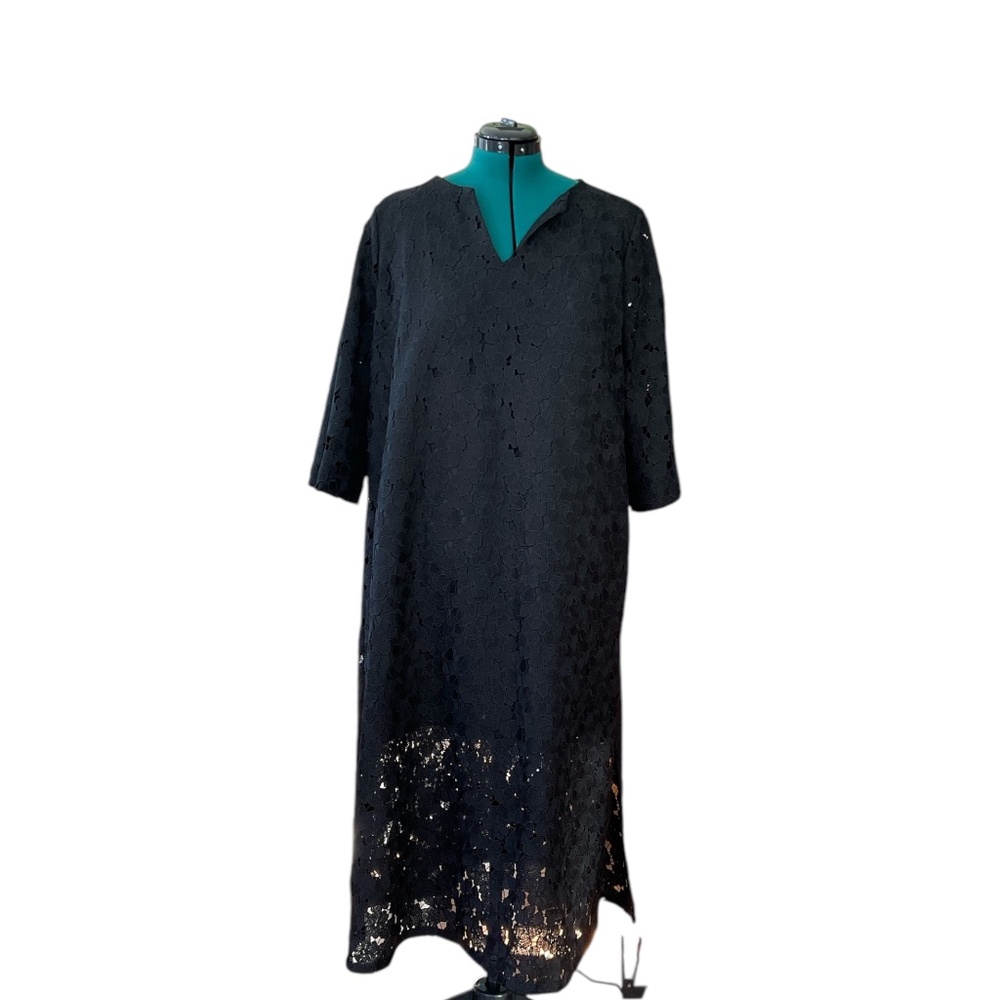 Tuckernuck Black Lace Long-Sleeve Midi Dress